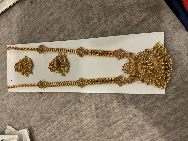 Gold-Plated Temple Long Haar – Beaded Chain, Floral Spacers & Jhumk…
