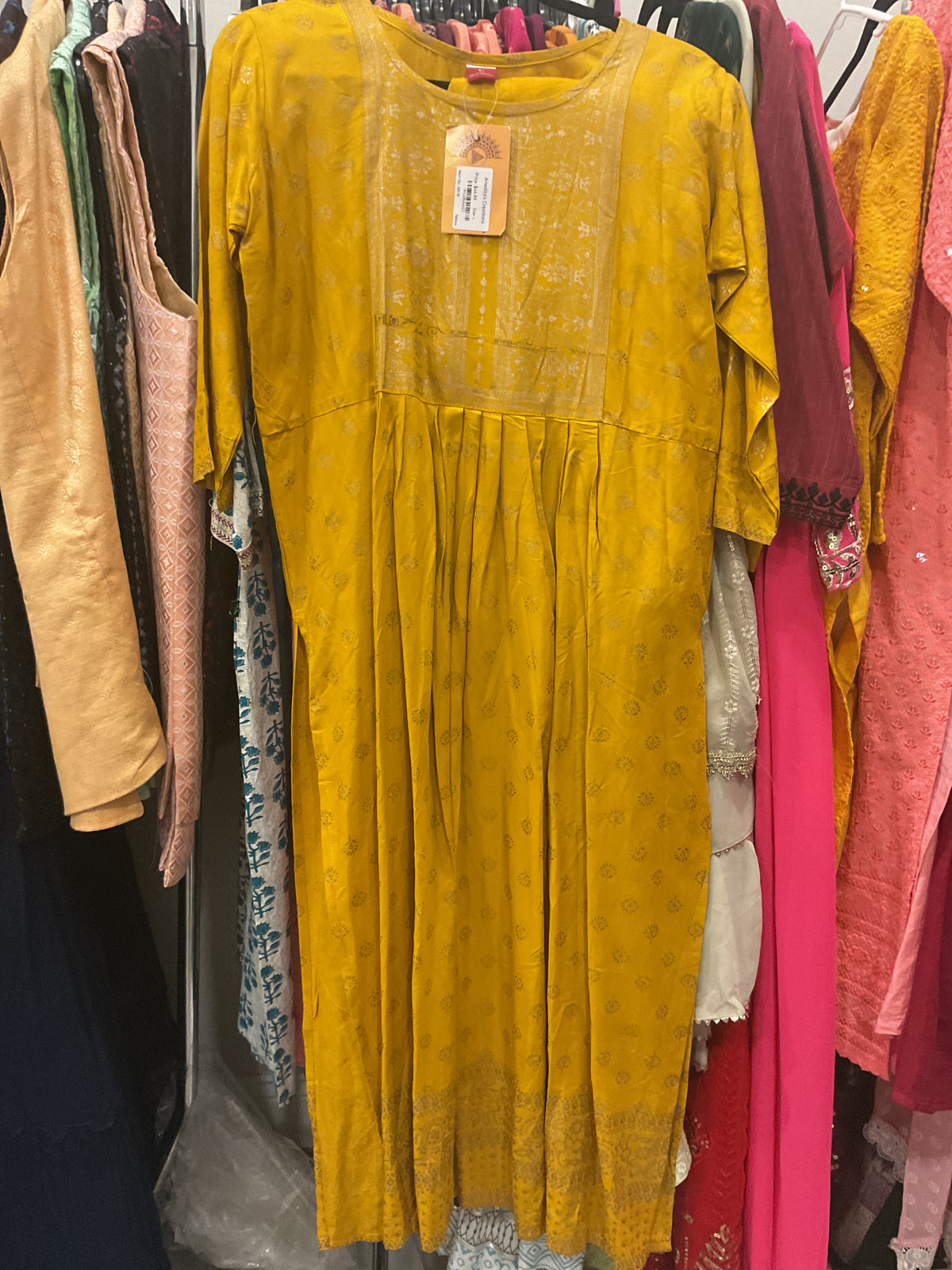 Mustard-yellow kurta with tonal floral jacquard design