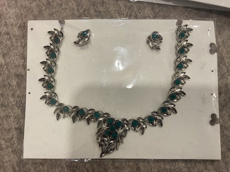German Silver Leaf Vine Necklace Set – Teal Stones with Matching Ea…