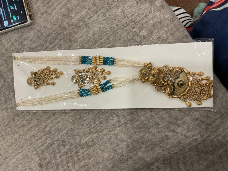 Kundan Long Necklace Set – Pearl Beaded Chain, Teal Beads & Earrings