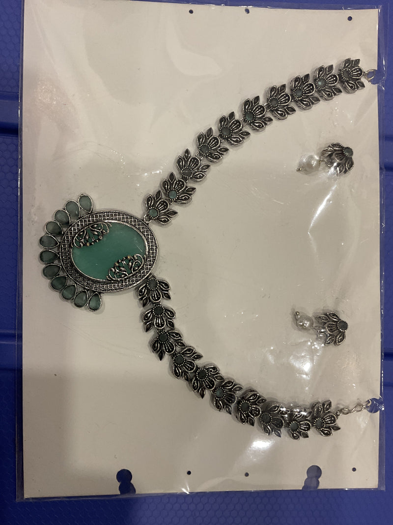 German Silver Floral Leaf Chain Necklace – Oval Pendant with Matchi…