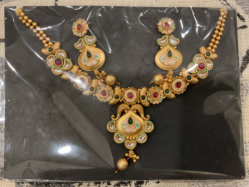 Kundan Necklace Set
