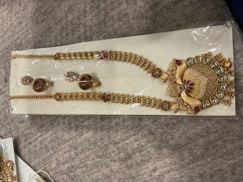 Kundan Long Necklace Set
