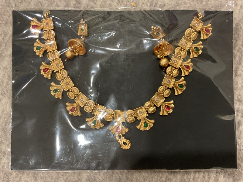Gold-Plated Necklace Set – Square Links & Leaf Motifs with Matching…